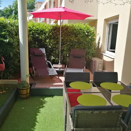 Romantisme Et Glamour 2 Avec Spa , Clim Et Jardin Dijon Exterior foto