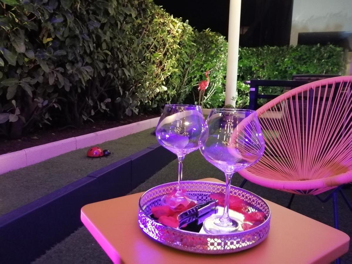 Romantisme Et Glamour 2 Avec , Clim Et Jardin *
