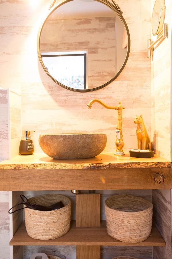 Apartment Romantisme Et Glamour 2 Avec , Clim Et Jardin *