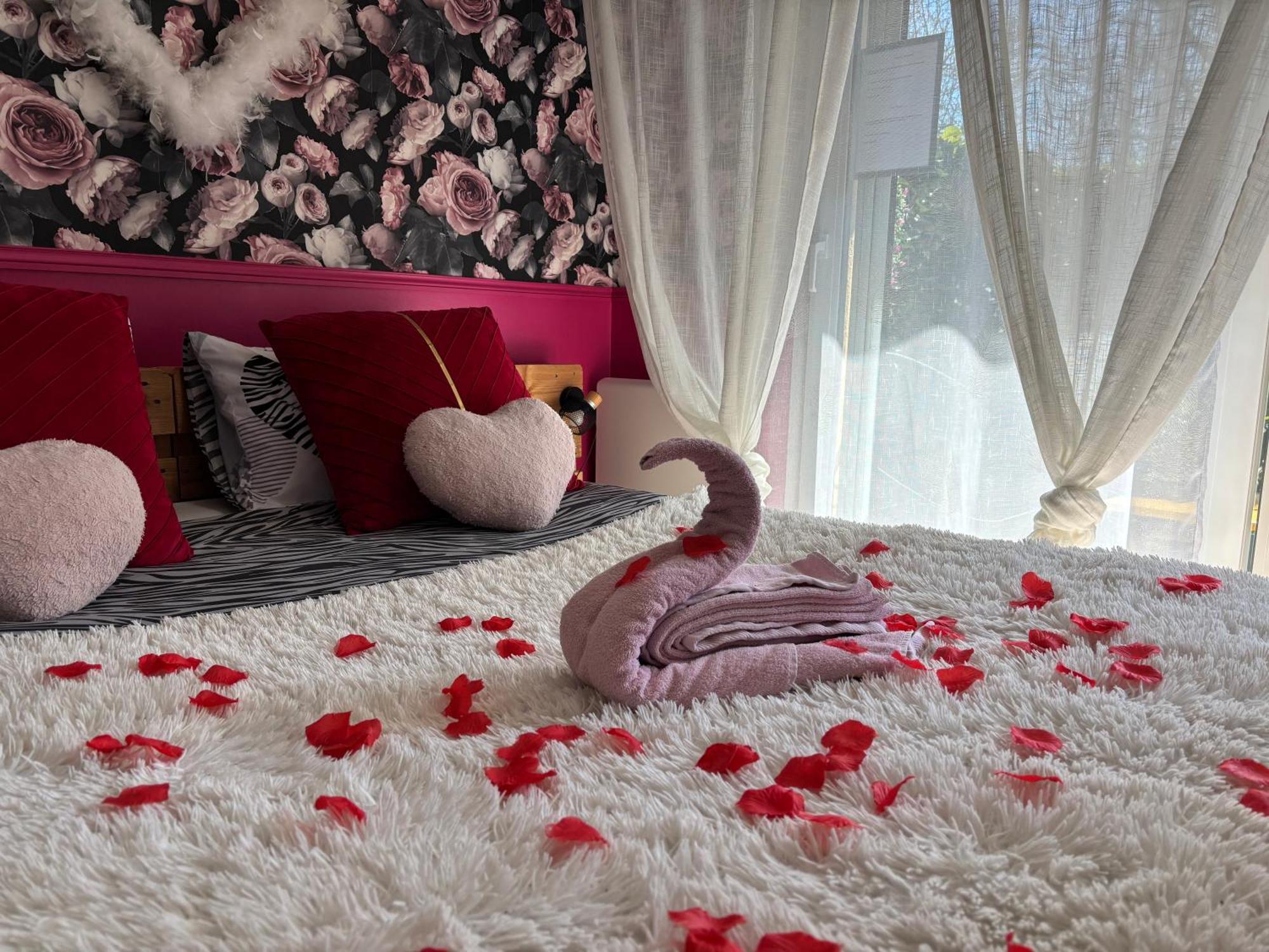 Romantisme Et Glamour 2 Avec , Clim Et Jardin *